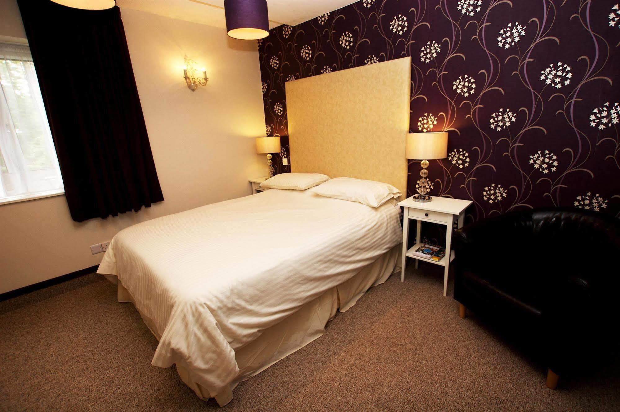 Best Western Compass Inn Tormarton 客房 照片
