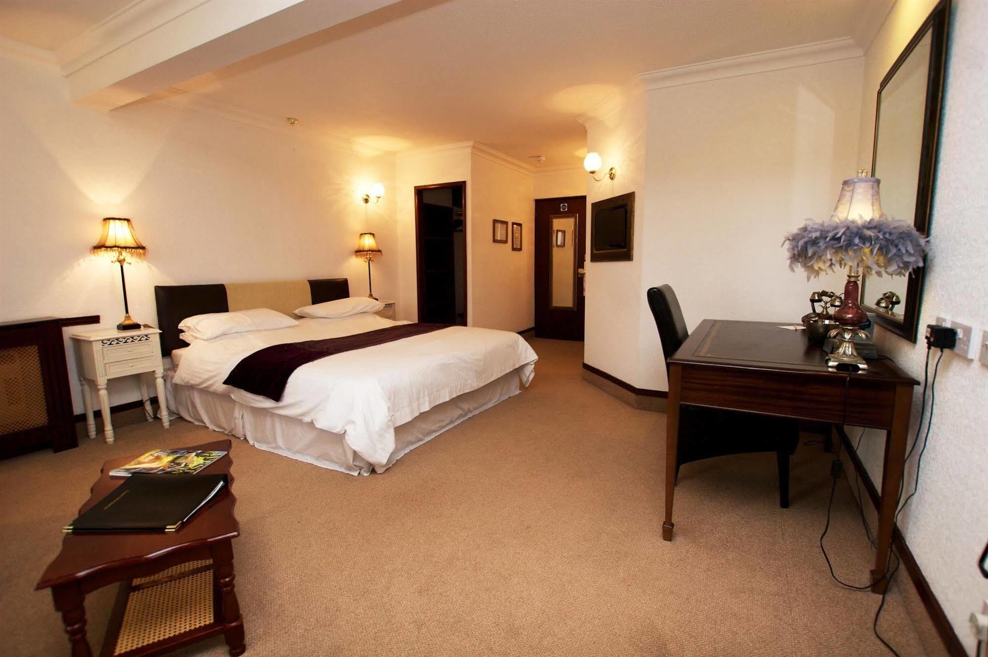 Best Western Compass Inn Tormarton 客房 照片