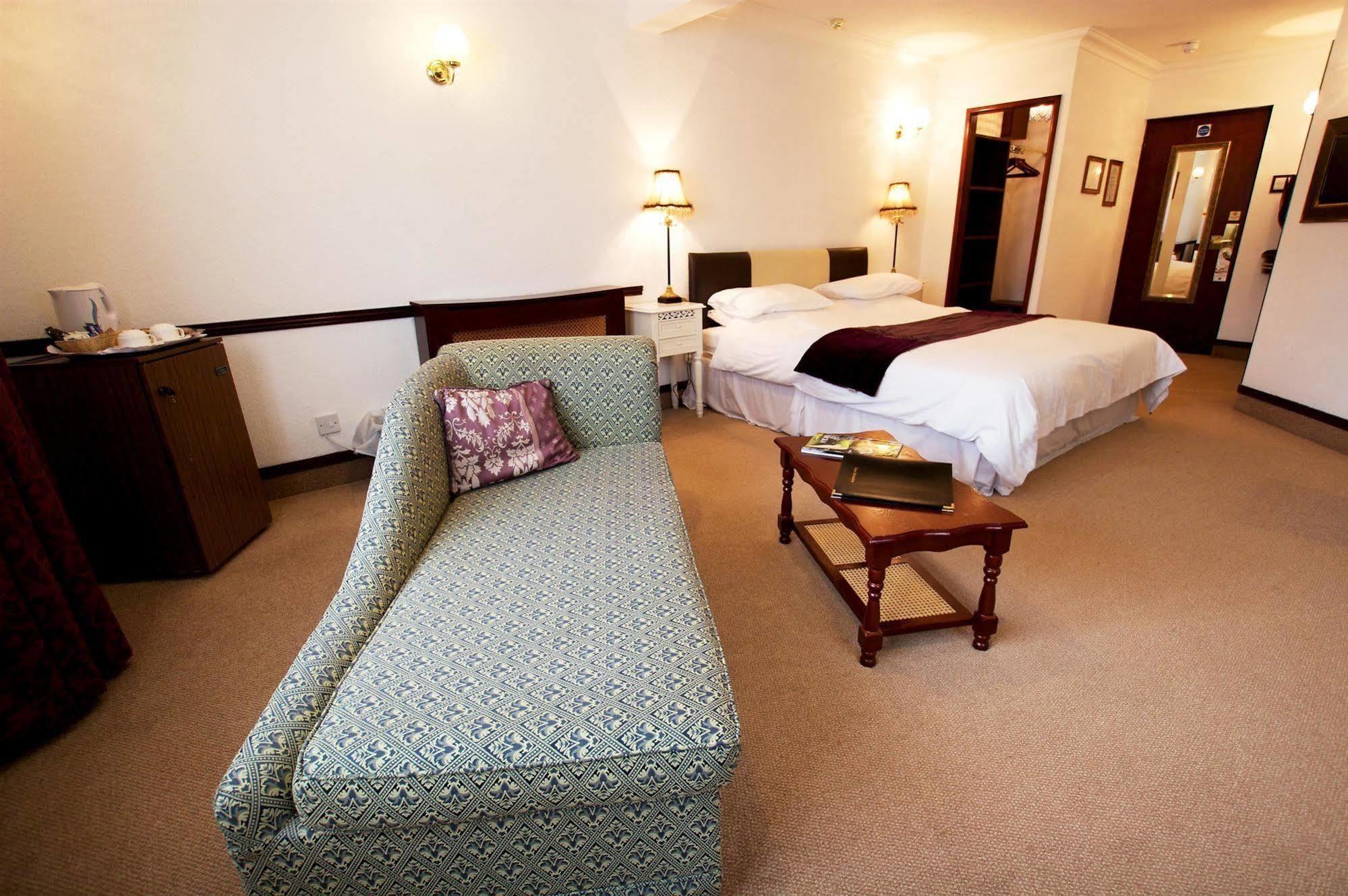 Best Western Compass Inn Tormarton 客房 照片