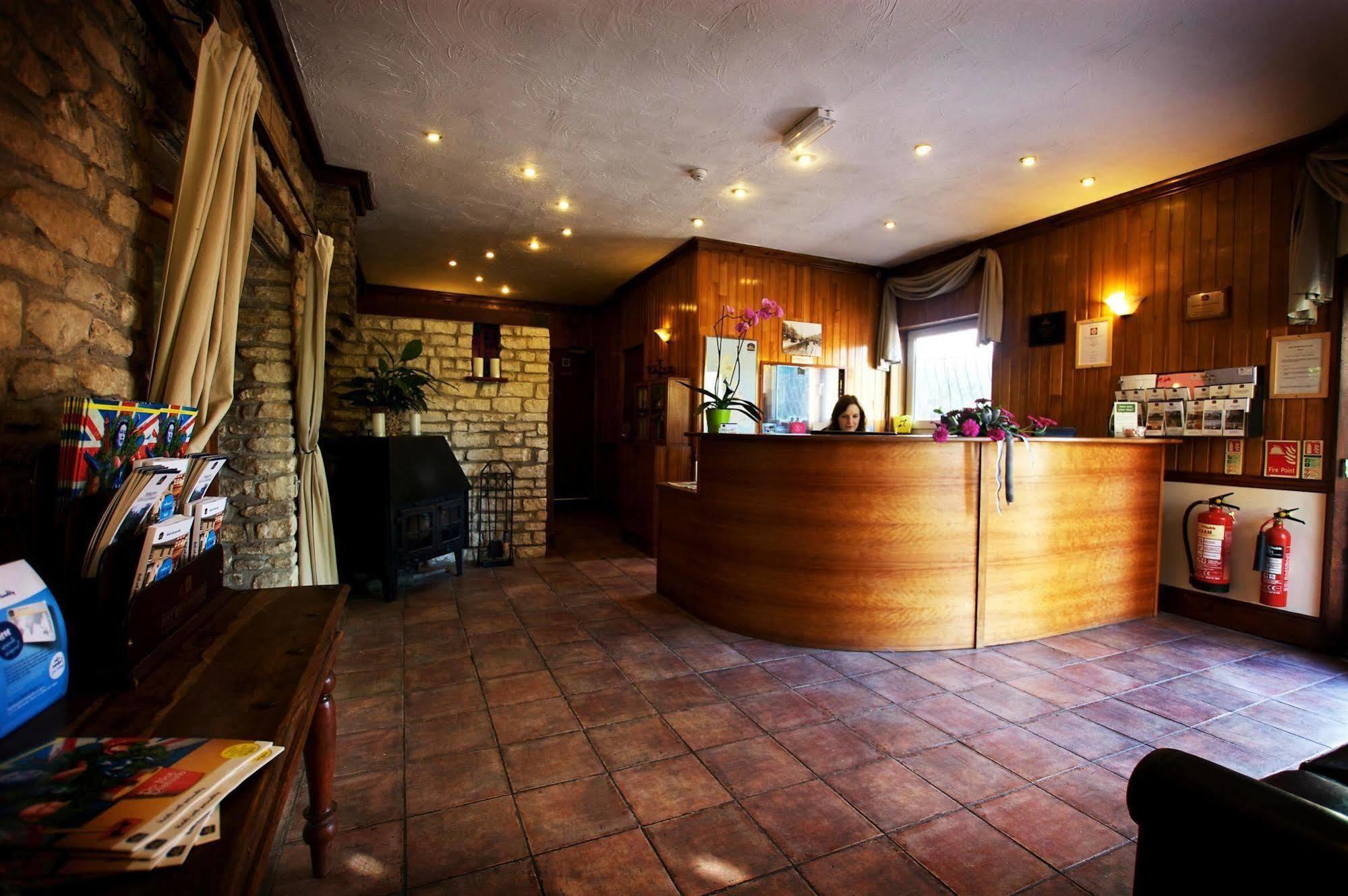Best Western Compass Inn Tormarton 内观 照片